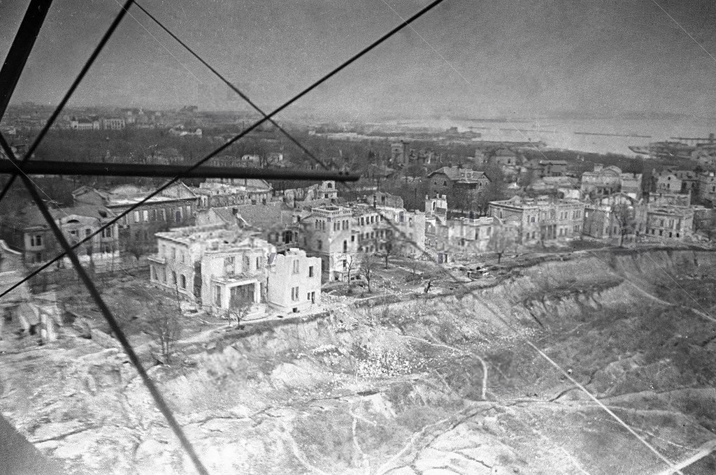 ������. 1944-� ���. ����� ������������ � �������� ������� �����. ���� � ��������� ��������.